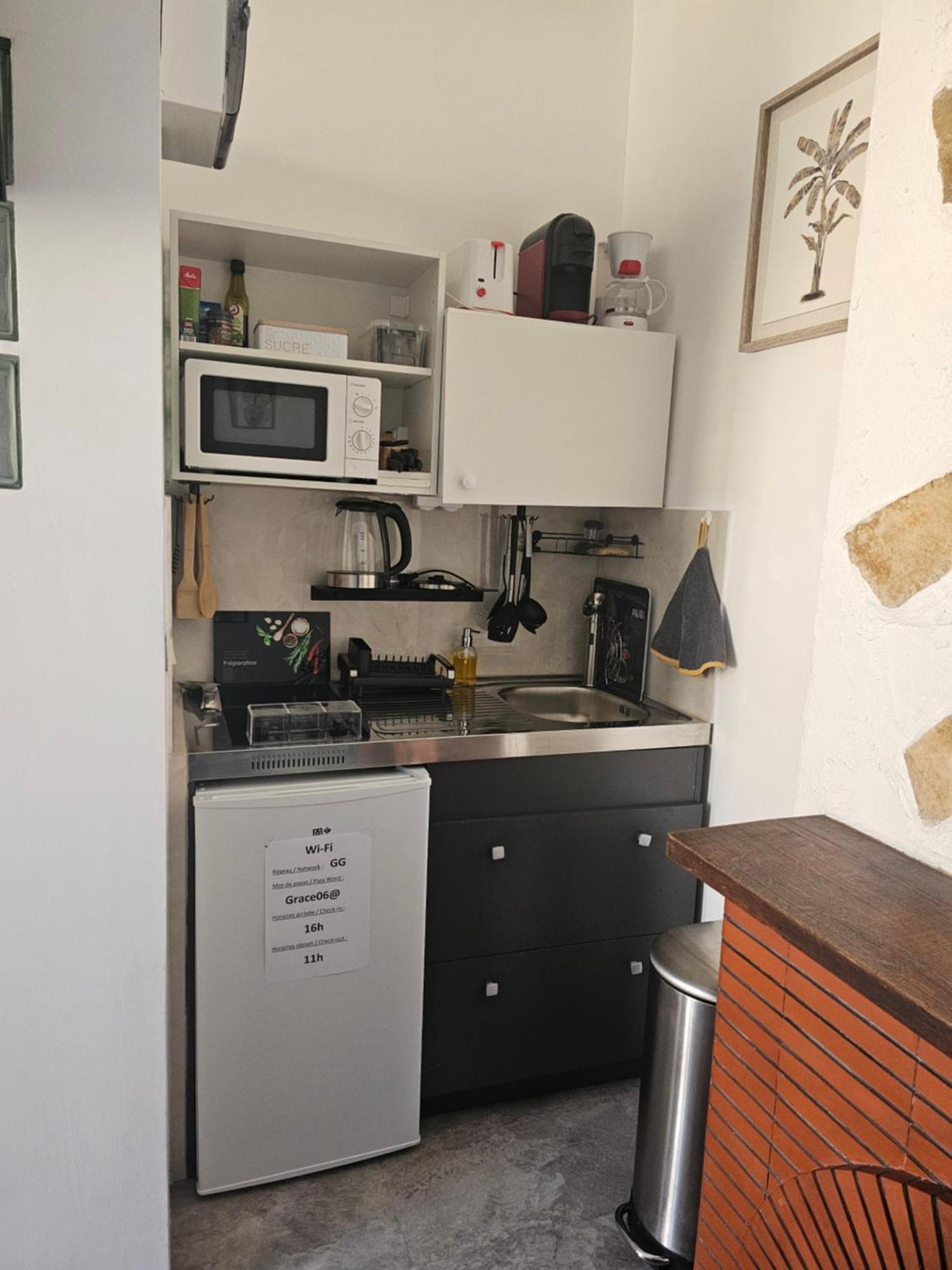 Studio 3 A La Trinite Proche De Nice 10 Mn, Monaco 15 Mn Et L'Italie 30 Mn Dış mekan fotoğraf